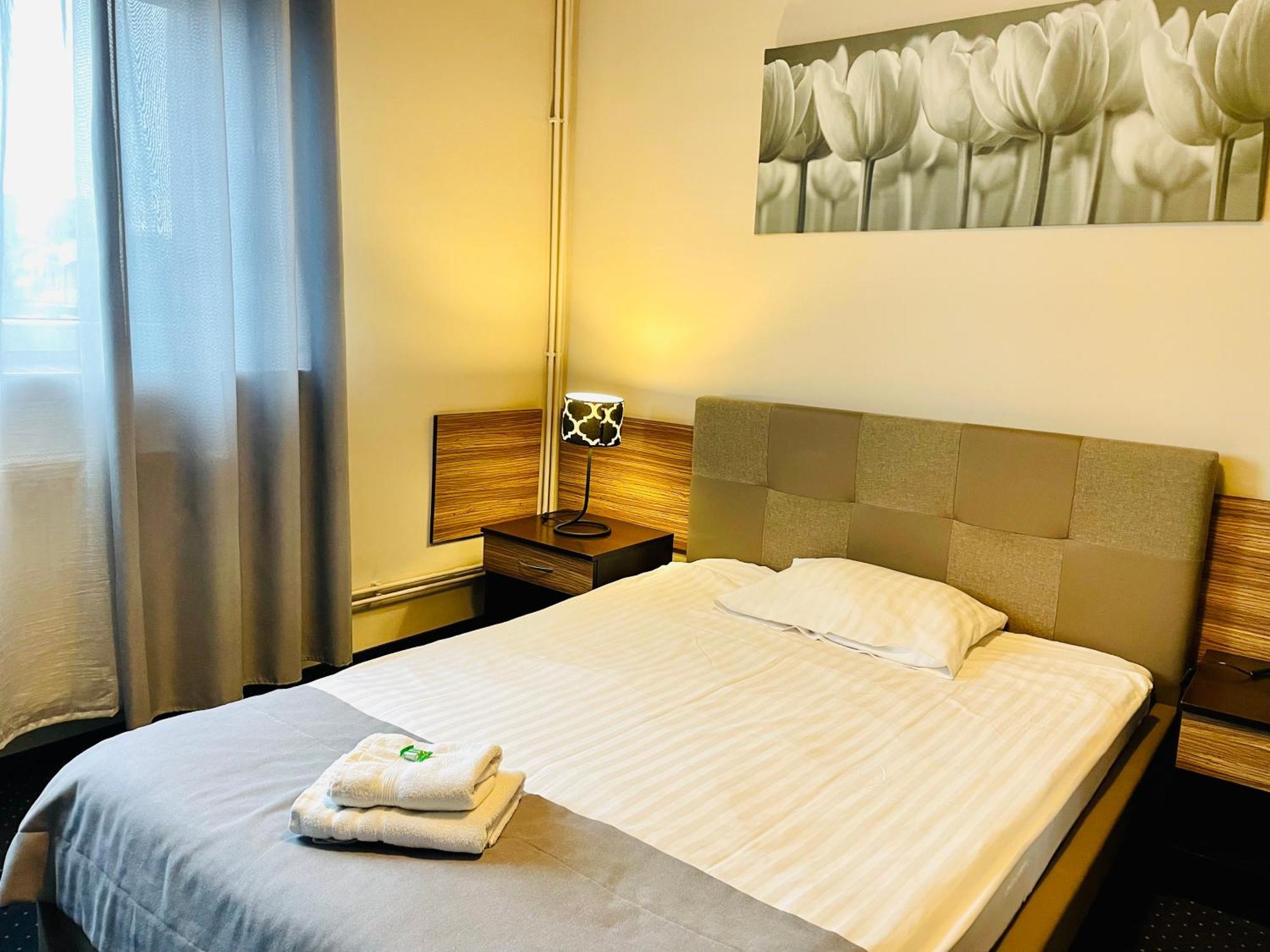 Hotel Seven 7 Kalisz  Ngoại thất bức ảnh